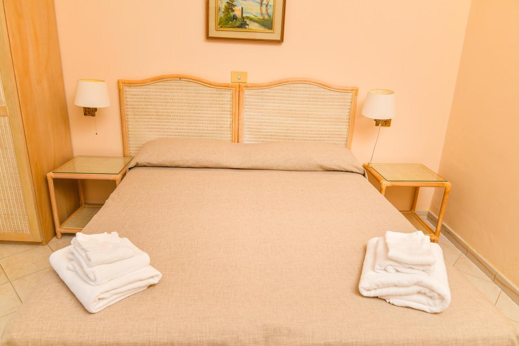 Hotel Maremonti Forio di Ischia Rum bild